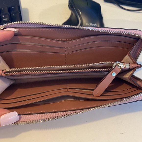 Kate Spade Pink glitter wallet - Picture 3 of 3